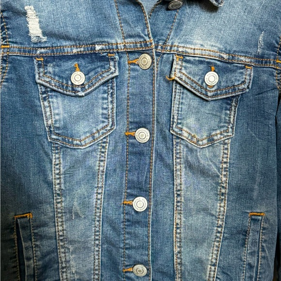 Aeropostale distressed denim jean jacket size M - Picture 5 of 6